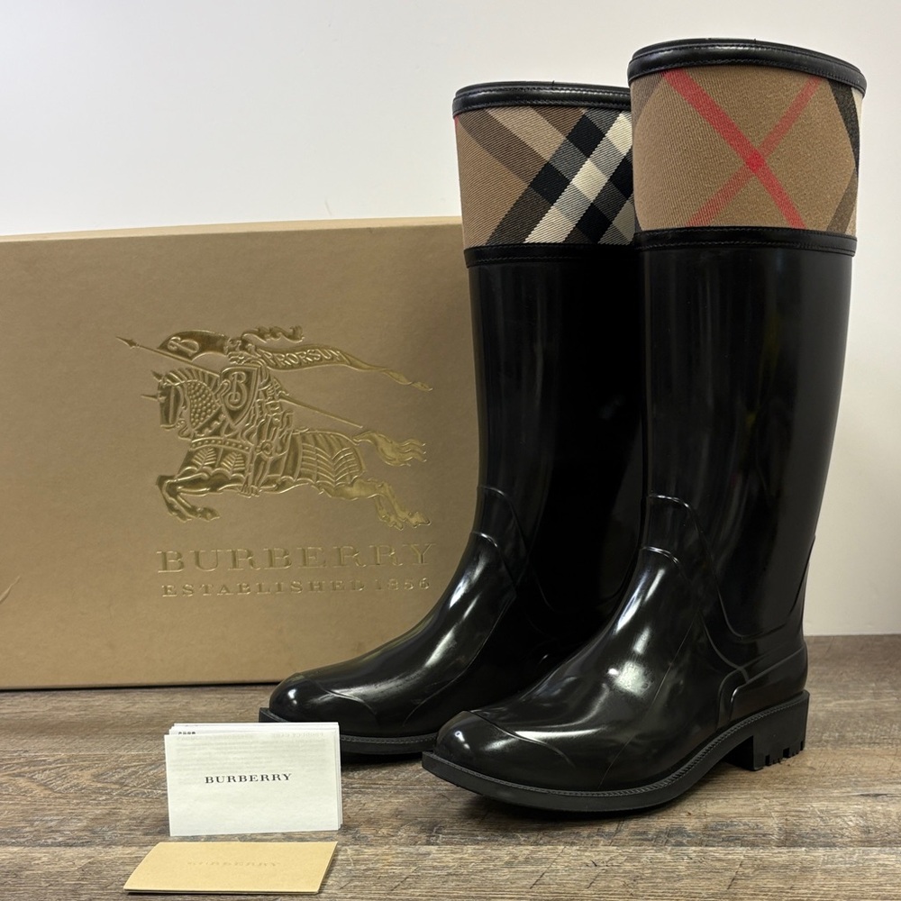 Burberry Crosshill Bi-Material Knee-High Rain Boots Black with House Check 6–6.5